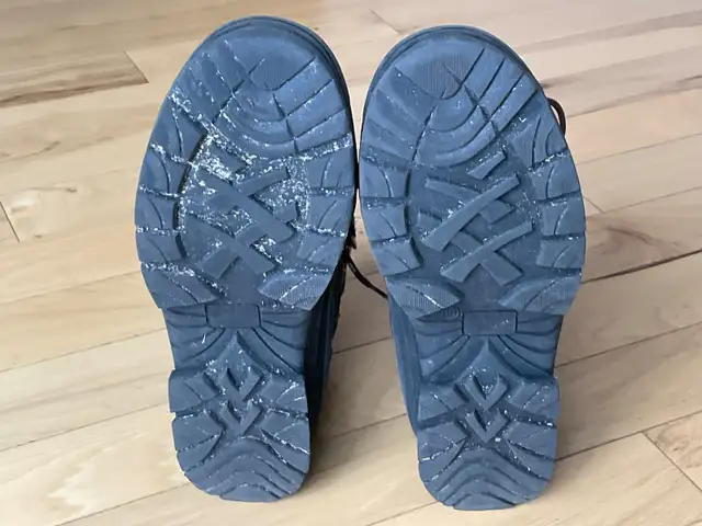 Winter Waterproof, Rubber Snow Boots. Size 10. Great Shape in Men's Shoes in Edmonton - Image 7