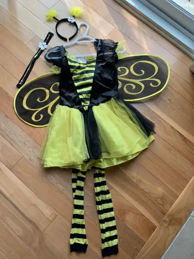Costume d’Halloween , View more