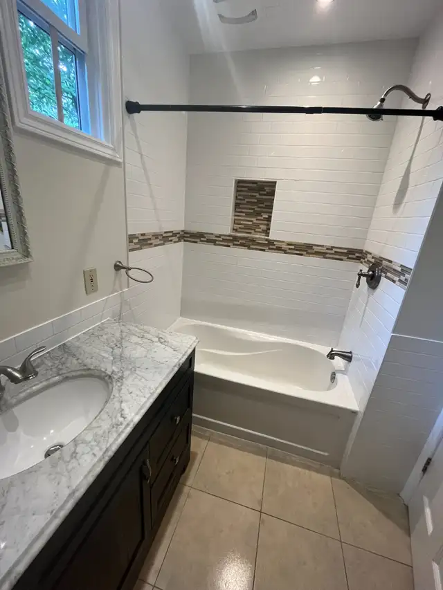 Bright Main Floor 2 Bedroom for Rent - Peterborough in Long Term Rentals in Peterborough - Image 4