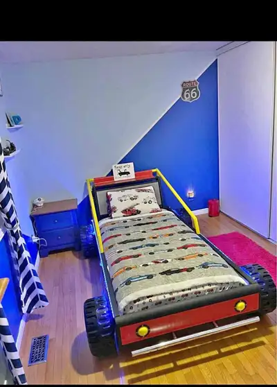 Twin size car bed with very solid metal frame