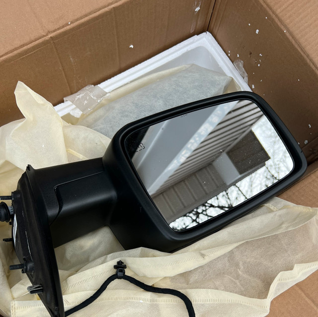 New Heated Power Mirrors From 2022 Dodge Ram 1500 Classic  in Auto Body Parts in Bedford