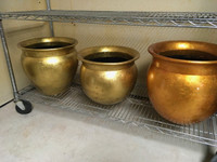 Cache pot pour plante (doré ou cuivre)   80 $ ch