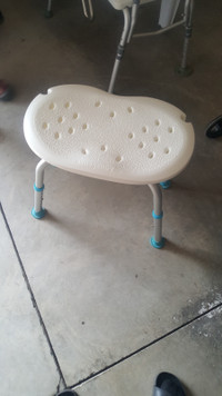 Bath Stool Adjustable