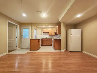 Rent: $1,800/month (excluding electricity, internet included) Spacious and comfortable private basem...