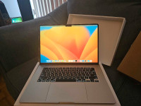 Open Box Apple Macbook Air M2 15"inch 8GB 256GB Starlight, NEWOp