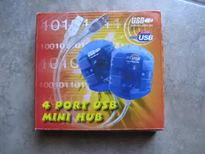 NEW /NEUF Back to school PC set: mouse, cables, laptop bag, DVDs, View more