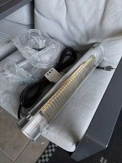 Brand new indoor outdoor infared heater for sale, 250 or best offer commercial grade