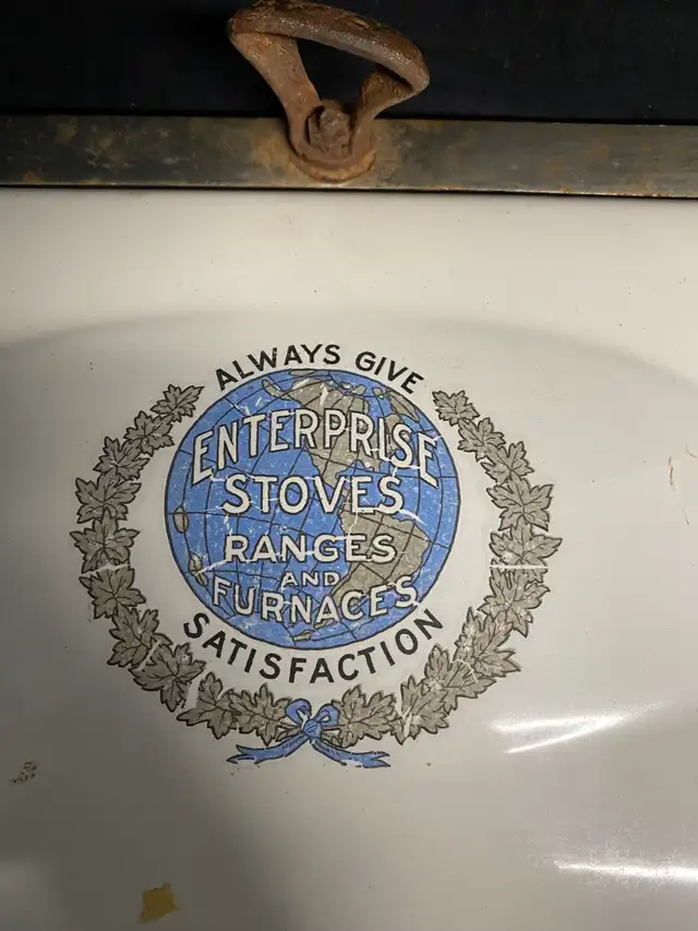 Enterprise Foundry Sackville, NB Stove Front Door in Arts & Collectibles in Moncton - Image 3