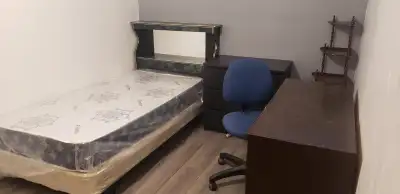 Private Room - McMaster Hamilton Jul1