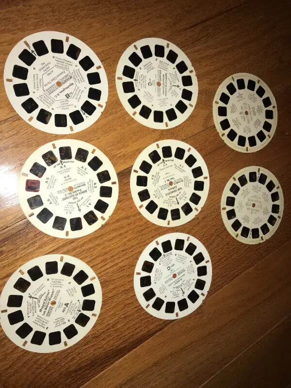 View-Master Lot 2 x 3D Viewers + 2 New set Reels + Vintage Sets in Toys & Games in St. Catharines - Image 10