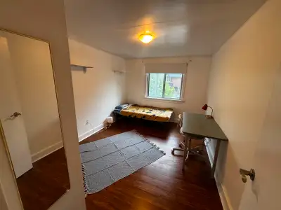 SHORT TERM SUBLET SANDY HILL