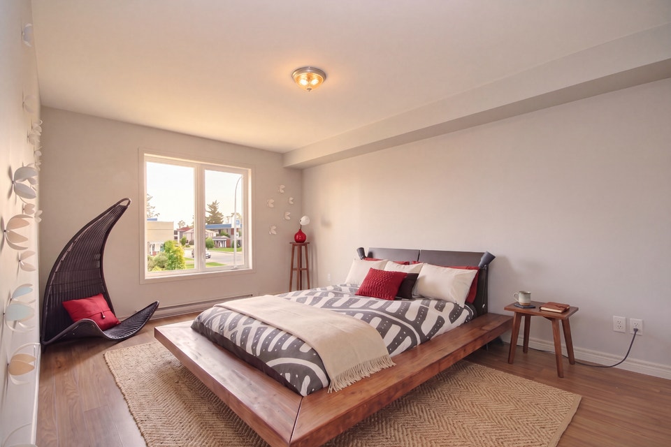 Brossard Renovated Condo 4 1/2 with balcony 4