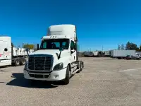 2016 Freightliner Day Cab