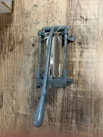 Heavy, restaurant style. Screws to the wall.