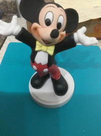 Rare Mickey  figurine disney made in Mexico 1985 Collectible