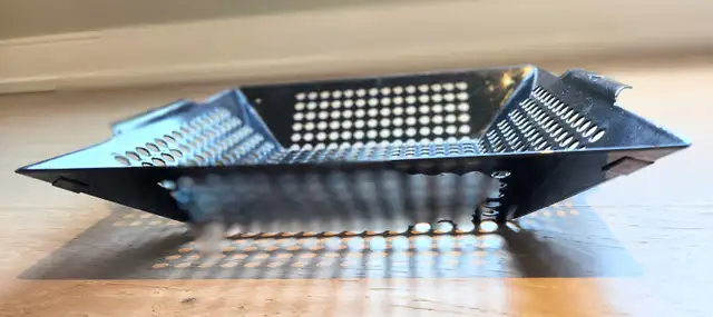 Gourmet BBQ Basket in BBQs & Outdoor Cooking in Ottawa - Image 3