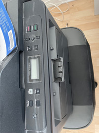 Chaise d’ordinateur et imprimante/scan