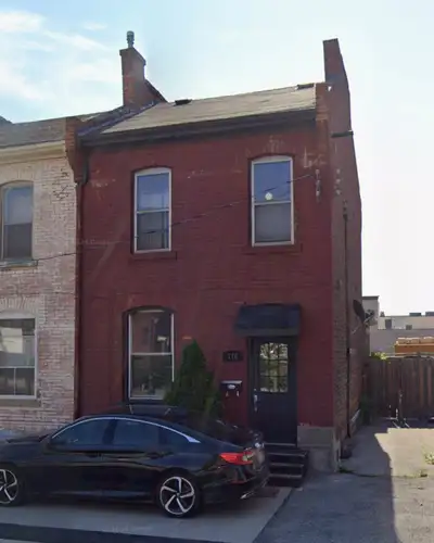ENTIRE HOUSE FOR RENT
