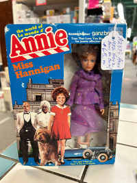 1982 Little Orphan Annie GANZ Figure in Box Booth 279