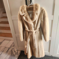Unique Pearl Mink Fur Trench Coat with Belt