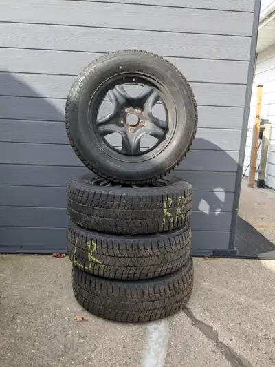 Blizzak WS90 225/65/R17