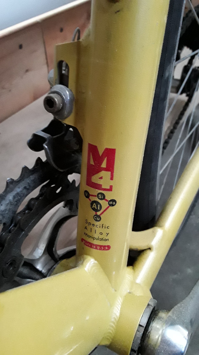 Specialized road bike carbon forks in Road in Ottawa - Image 2