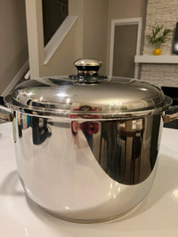 Carrera Stainless Steel Stock Pot - Extra Large