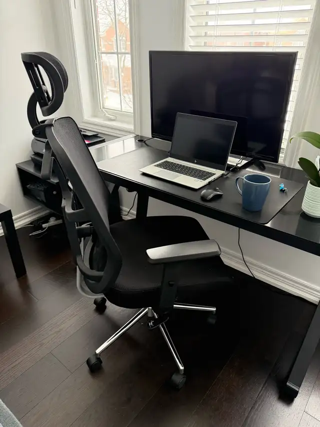Office Chair  in Chairs & Recliners in Markham / York Region - Image 3