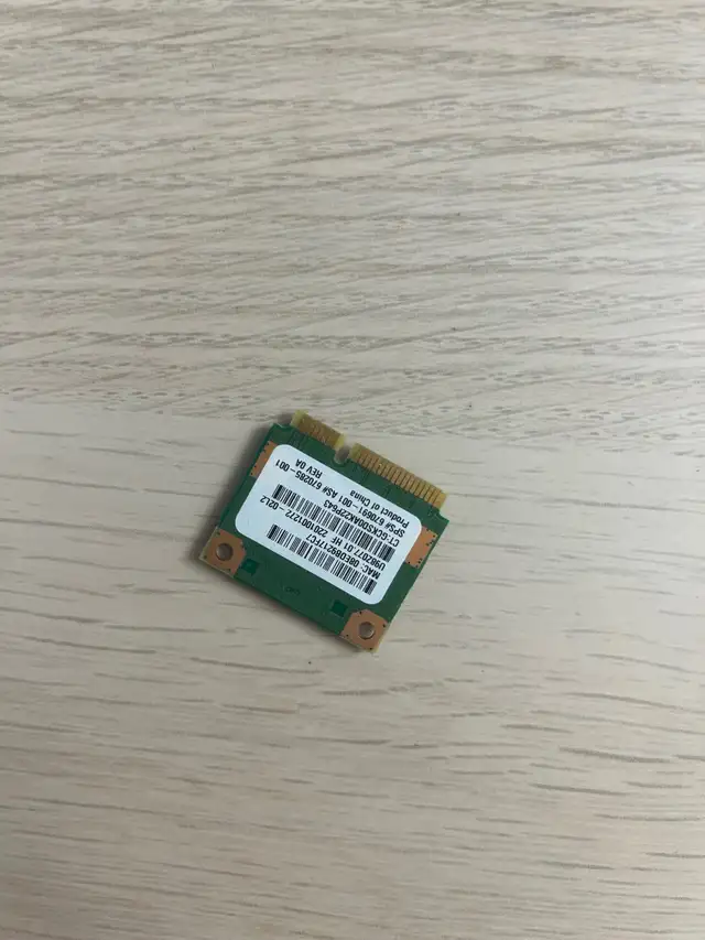 HP laptop wifi card in System Components in City of Montréal - Image 3