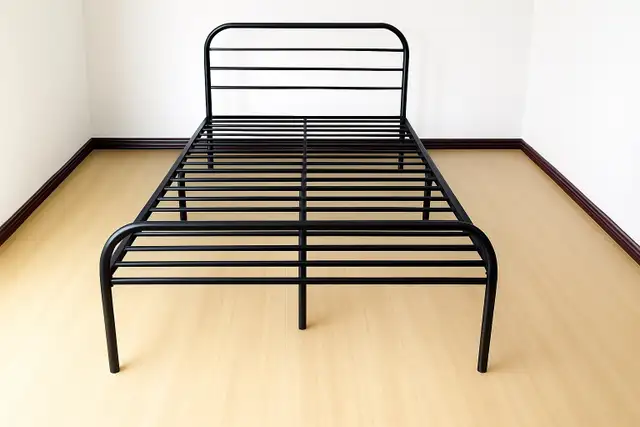 Store Closing Sale – Great Deals  double  metal bed 89$63782626885121120