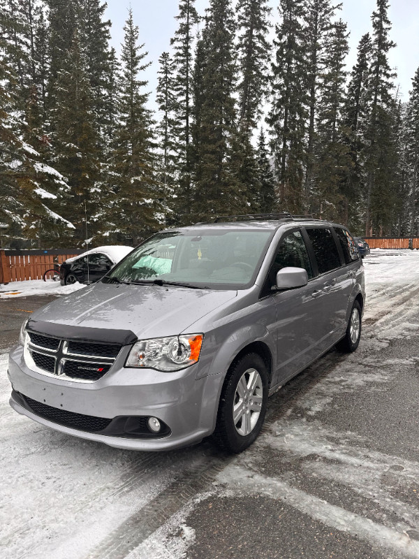 Dodge Caravan 2018 - Great condition & looking for quick sale! in Cars & Trucks in Banff / Canmore