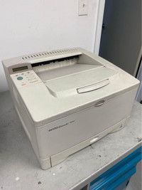 HP LaserJet 5000N - Imprimante Laser Monochrome Tabloid Usager