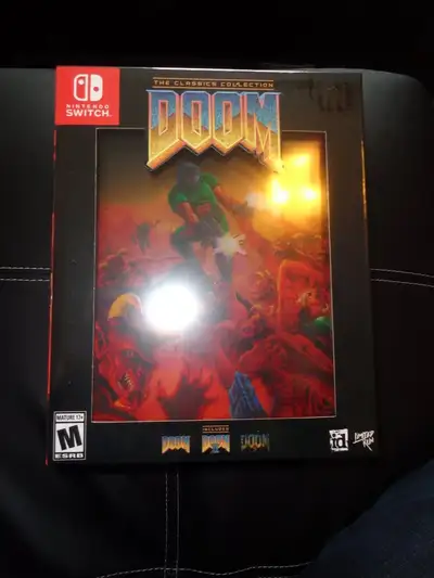 Offering the Doom Classic Collector's Edition for Nintendo Switch published by Limited Run Games. Po...