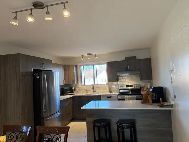 Very Large renovated 4 1/2 West Island NEAR ALL63882289454339122