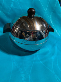 Vintage West Bend Penguin Hot-Cold Server Ice Bucket w/Bakelite