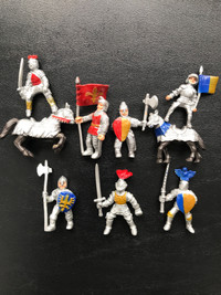 Vintage ‘Safari Ltd.’(2” T) 7 Medieval Knights & 2 War Horses