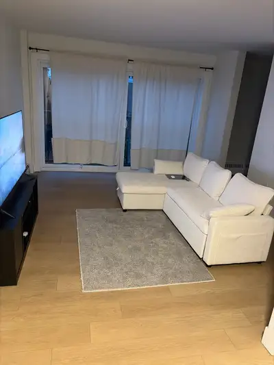 PRIVATE ROOM FOR RENT – 2 BEDROOM APARTMENT 5231 Kent St, Halifax, NS $950/month ✨ Move in from Octo...