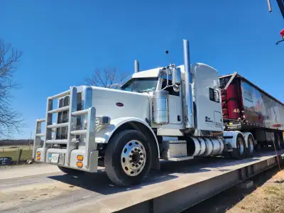 Heavy Spec 14 Front end Super 40 rears Full locks 18 Speed Manual transmission Low pro 24.5 tired Ba...