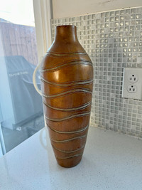 Grand case doré - Tall gold vase