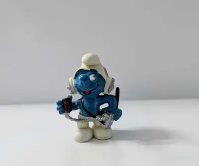 20143 CB Operator Smurf with Radio and Headphones Vintage Toy PVC Figurine 1981 Hong Kong Schleich