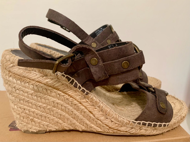 New Designer Ralph Lauren Classic pull on espadrilles Shoes  in Women's - Shoes in Mississauga / Peel Region