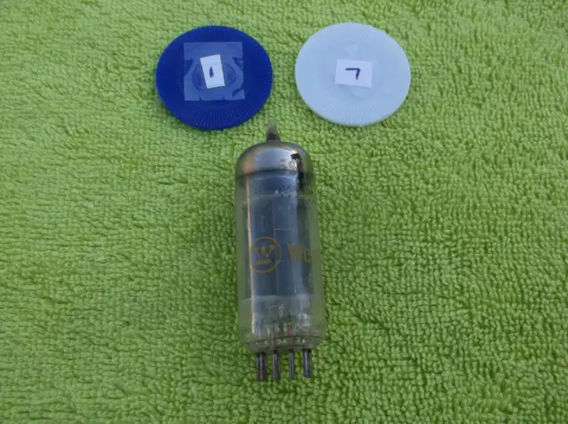 Vintage Radio Vacuum Tubes in General Electronics in Regina - Image 6