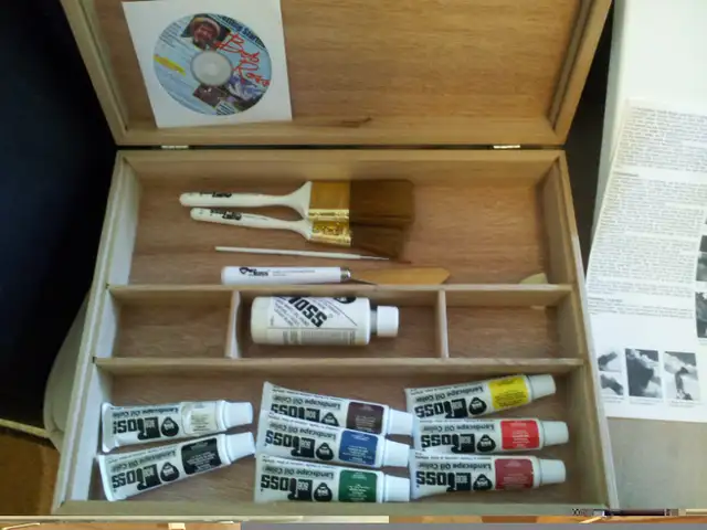 Bob Ross Wood Art Supply Carrying Storage Box in Hobbies & Crafts in Strathcona County - Image 3