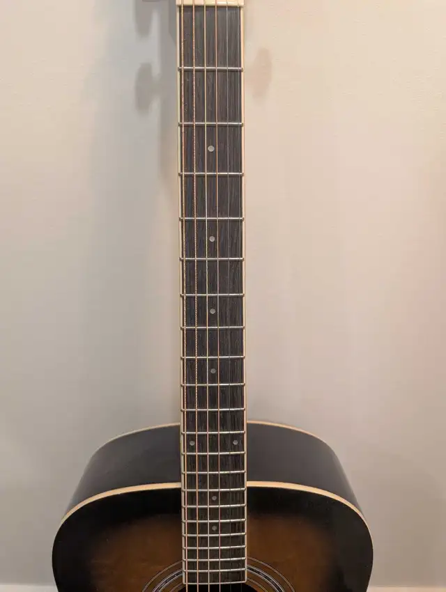 Washburn Acoustic Guitar in Guitars in Sherbrooke - Image 5