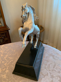 HORSE STATUE FIGURINE WITH BASE - 17” HT.