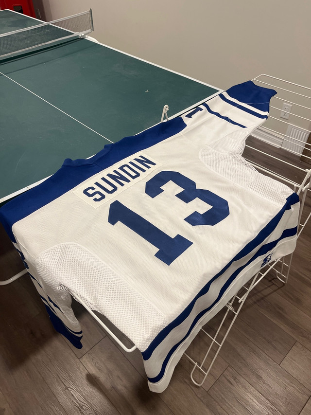 Mats Sundin Signed Leafs Jersey in Arts & Collectibles in Hamilton - Image 3