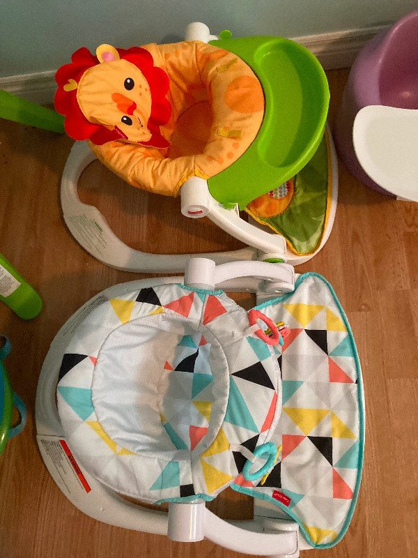 Fisher price baby seats in Playpens, Swings & Saucers in Hamilton