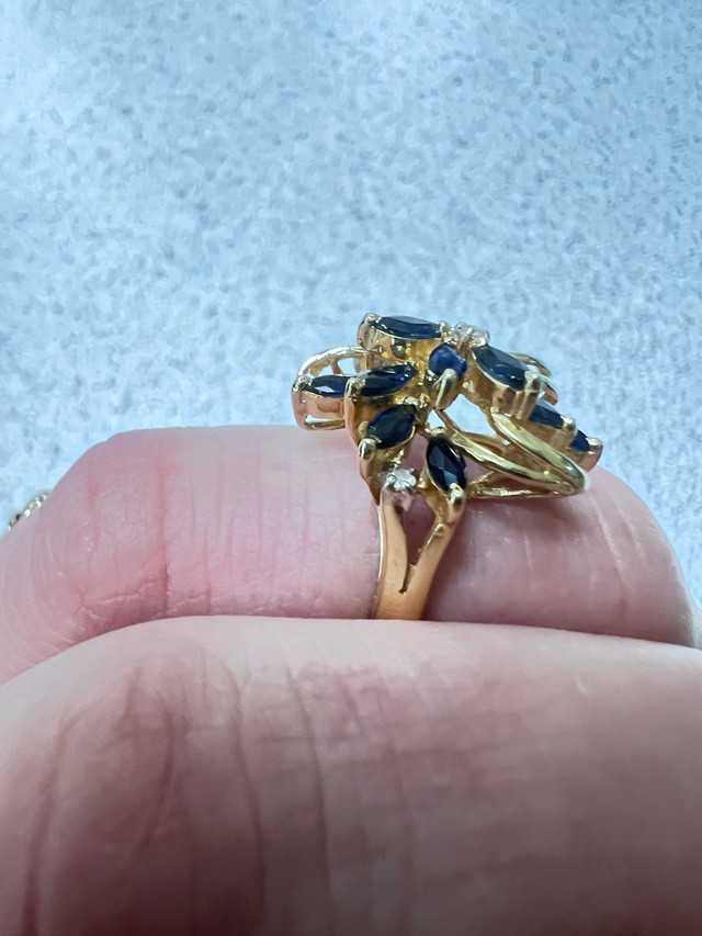 14K yellow gold sapphire and diamond ring size 6 in Jewellery & Watches in Kingston - Image 3