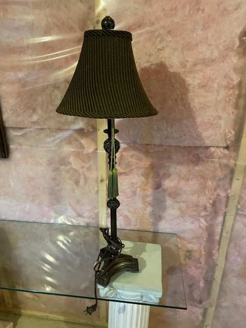 Indoor Single Table Lamp in Indoor Lighting & Fans in Gatineau