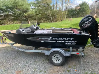 2016 princecraft holiday dlx 16 foot boat with a 60 hp 4 stroke command thrust mercury motor power t...